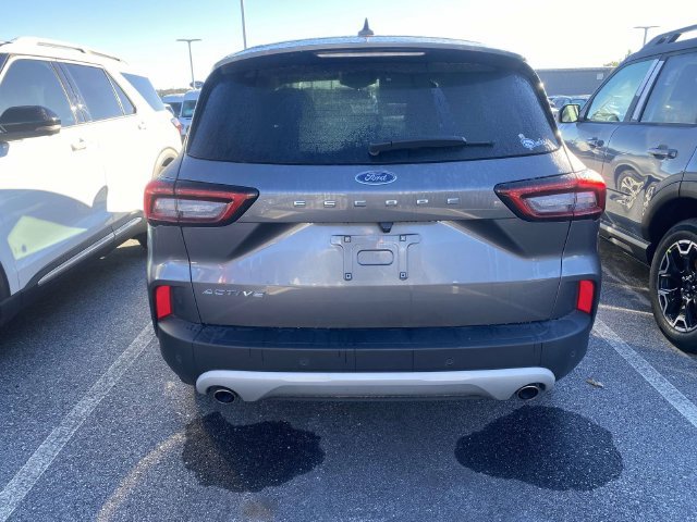 Certified 2024 Ford Escape Active w/ Tech Pack #2 FWD image 3