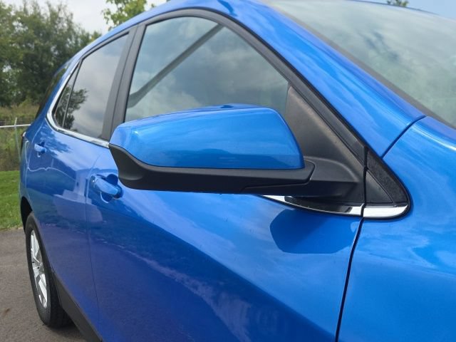 Used 2024 Chevrolet Equinox LT w/ Driver Convenience Package FWD image 5