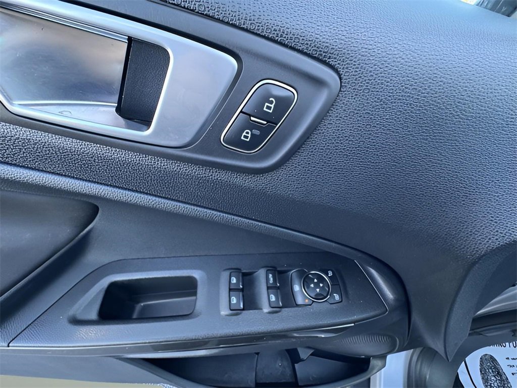 Certified 2019 Ford EcoSport SE w/ SE Convenience Package image 16