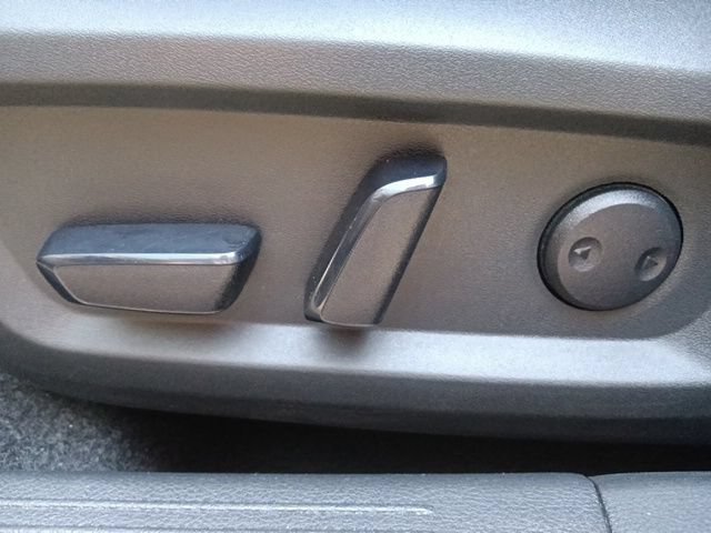 Used 2024 Nissan Rogue SV FWD image 16