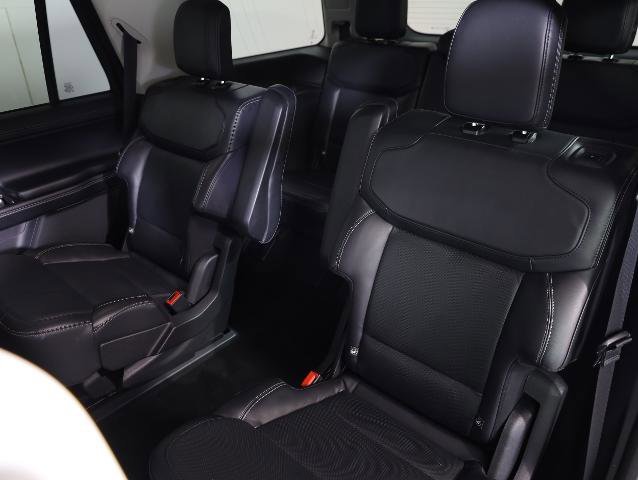 Certified 2025 Ford Expedition Platinum AWD/4WD image 13