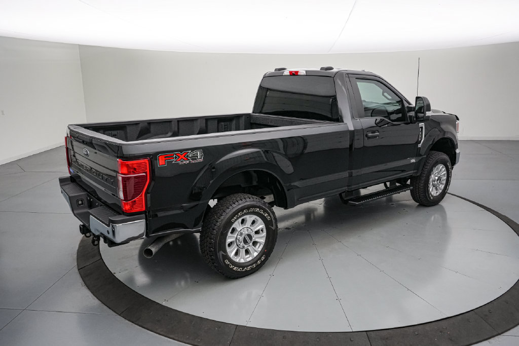 Certified 2022 Ford F350 XLT w/ XLT Value Package AWD/4WD image 4