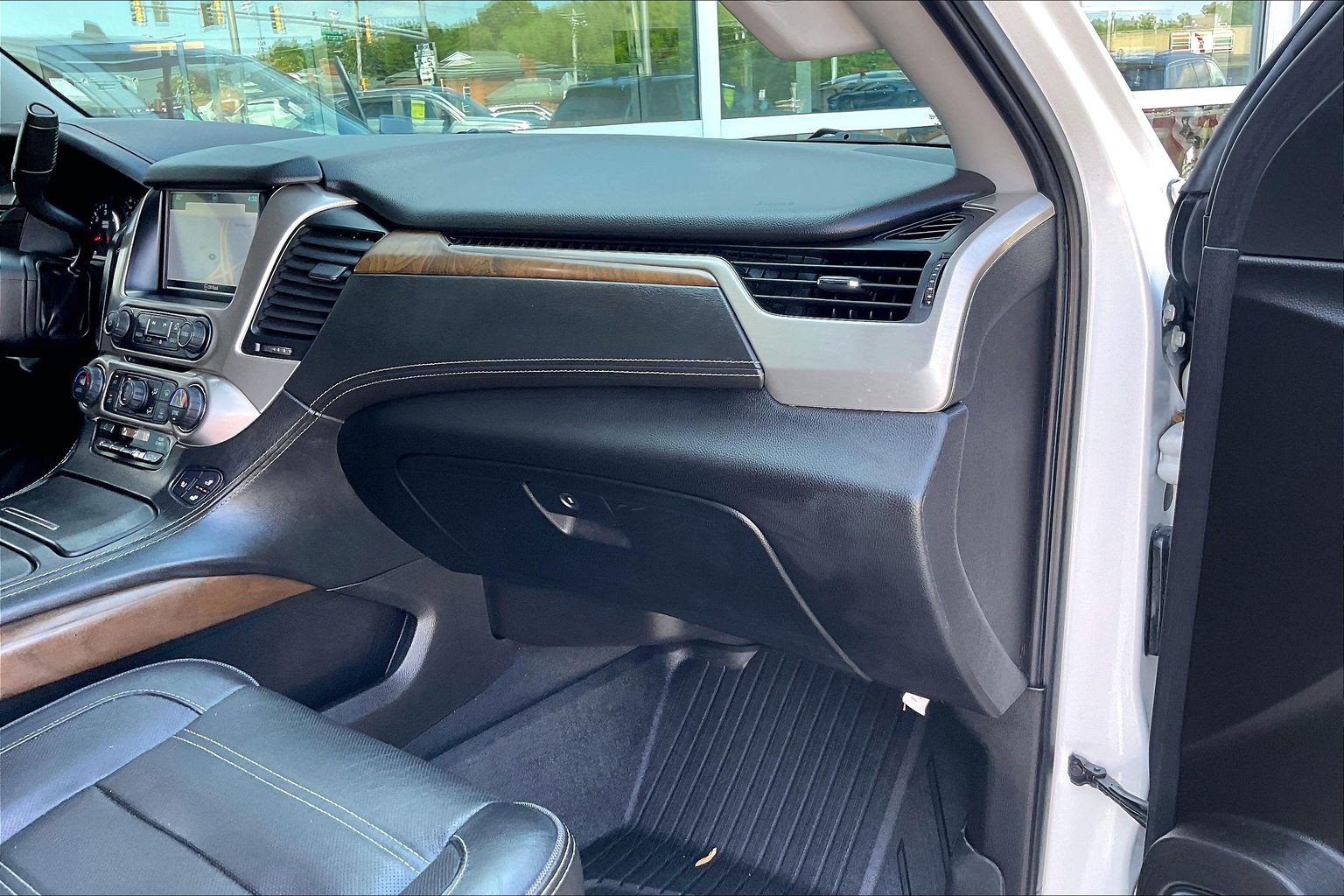 Used 2019 GMC Yukon Denali w/ Denali Ultimate Package AWD/4WD image 15