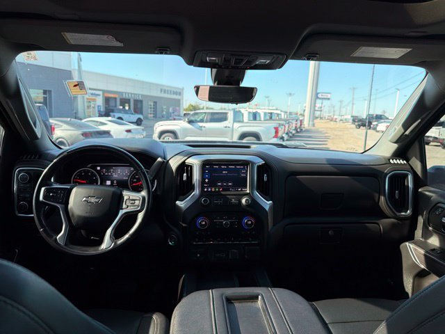 Used 2022 Chevrolet Silverado 2500 LTZ w/ LTZ Plus Package AWD/4WD image 9