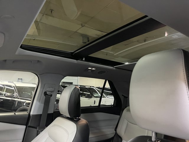 Certified 2021 Ford Explorer XLT w/ Equipment Group 202A image 14