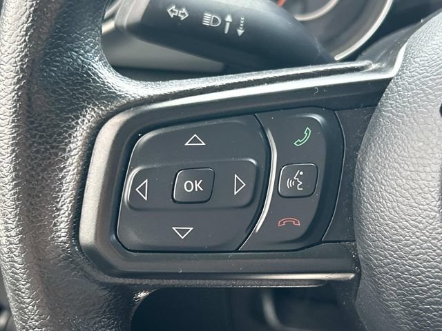 Used 2022 Jeep Wrangler Sport AWD/4WD image 29