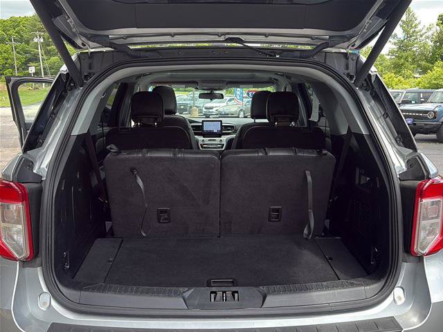 Certified 2023 Ford Explorer XLT w/ Equipment Group 202A AWD/4WD image 31