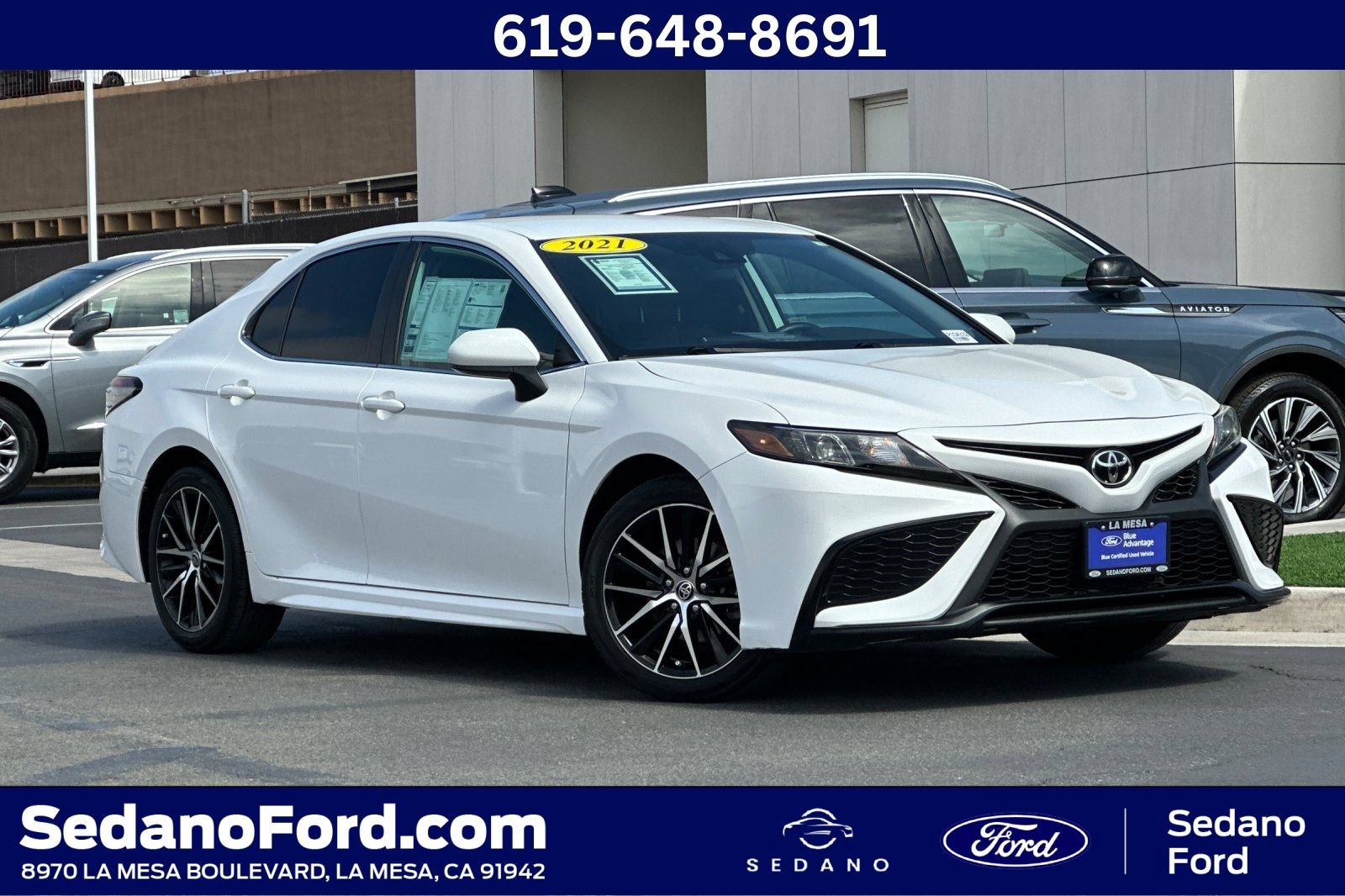 Used 2021 Toyota Camry SE w/ Carpet Mat Package (TMS) FWD image 1
