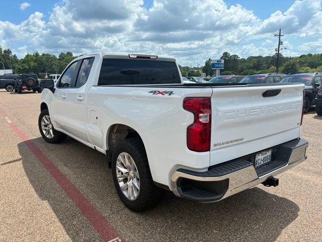 Used 2024 Chevrolet Silverado 1500 LT AWD/4WD image 9