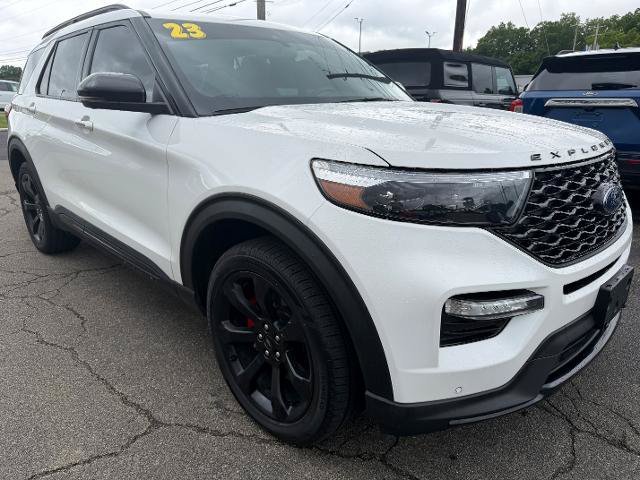 Certified 2023 Ford Explorer ST w/ Equipment Group 401A AWD/4WD image 1