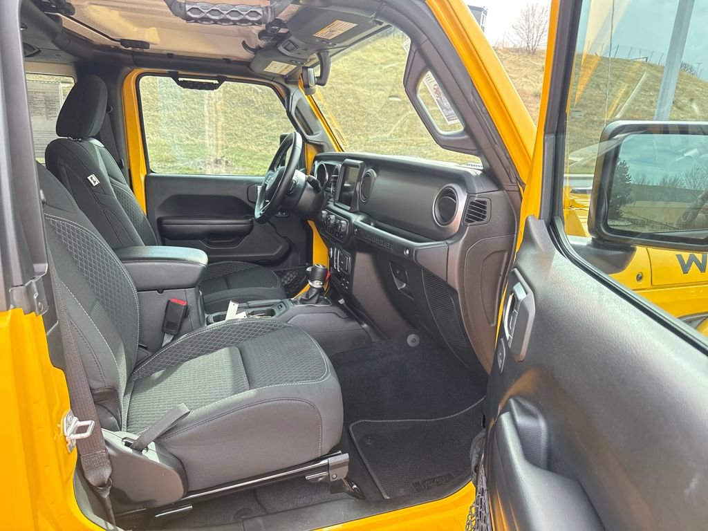Used 2021 Jeep Wrangler Sport image 19
