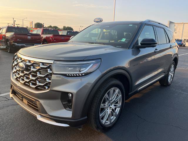 Certified 2025 Ford Explorer Platinum AWD/4WD image 1