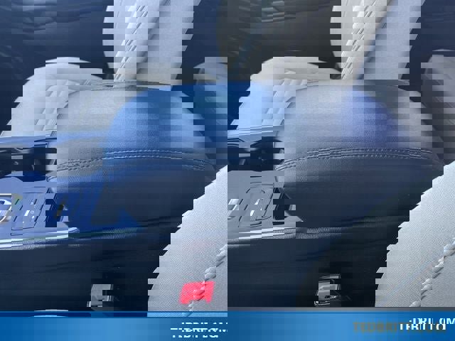 Certified 2024 Ford Edge SE image 35