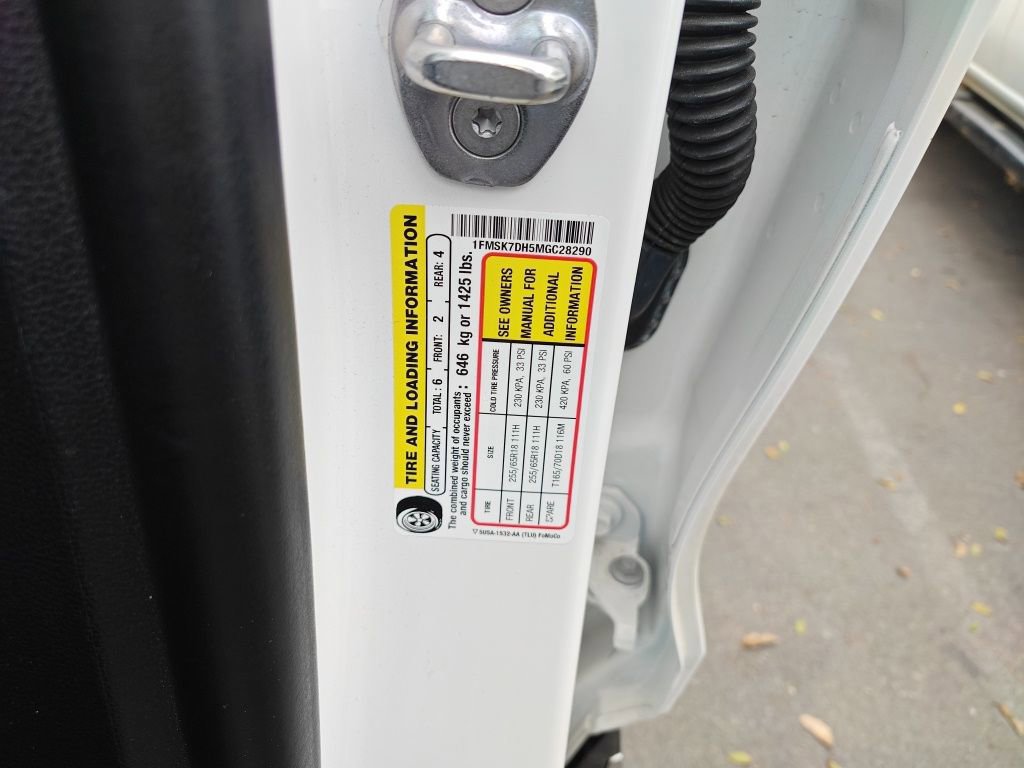 Certified 2021 Ford Explorer XLT image 13