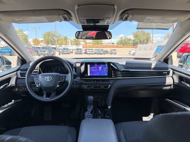 Used 2025 Toyota Camry LE FWD image 19