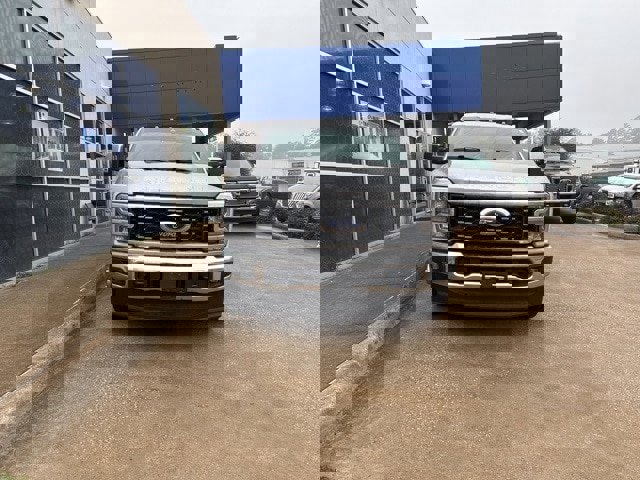 Certified 2023 Ford F350 Lariat w/ FX4 Off-Road Package image 7