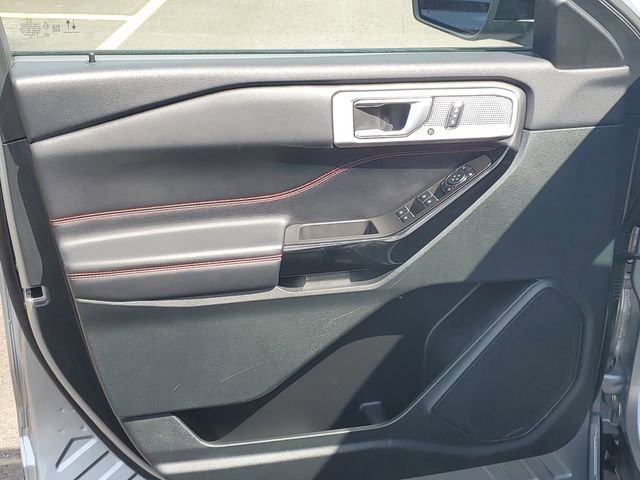 Certified 2024 Ford Explorer ST-Line w/ Class IV Trailer Tow Package image 10