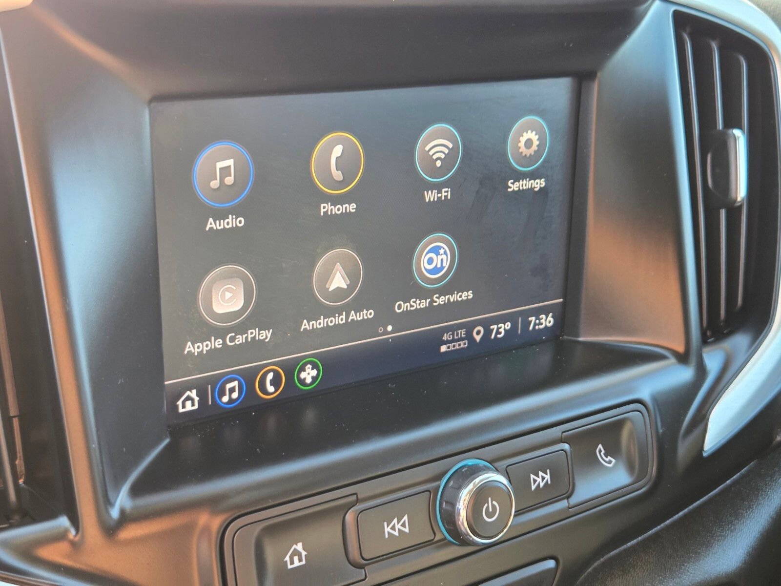Used 2024 GMC Terrain SLE FWD image 20
