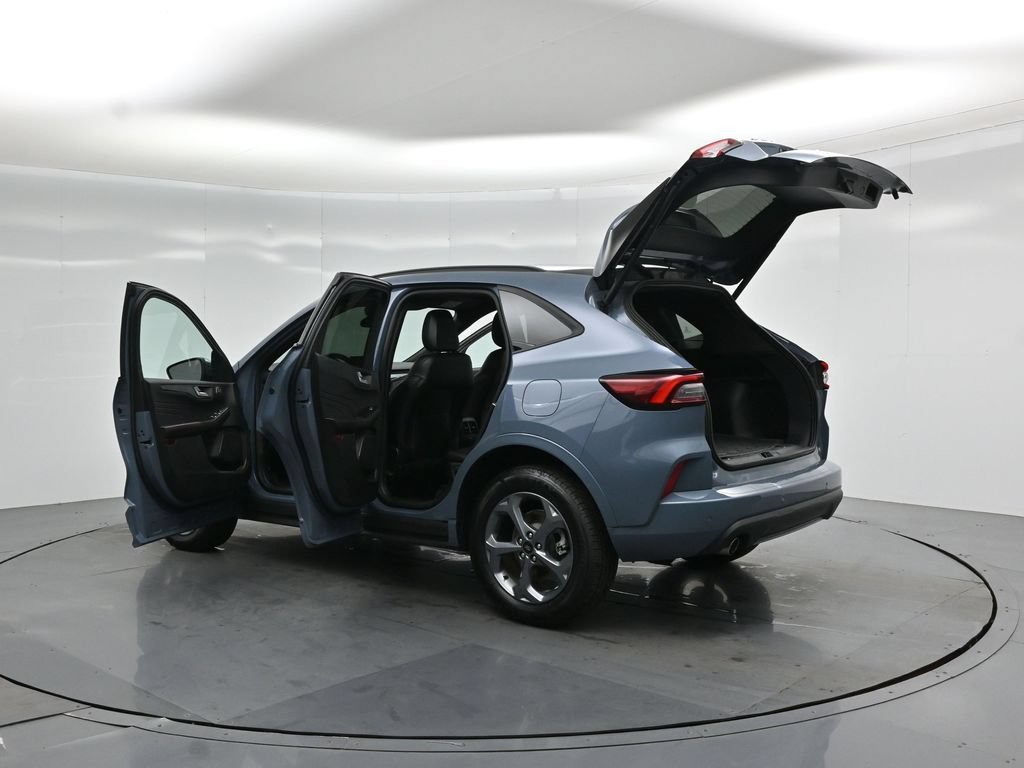 Certified 2023 Ford Escape ST-Line Select w/ Tech Pack #2 AWD/4WD image 37