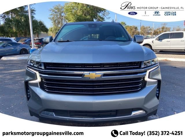 Used 2024 Chevrolet Suburban LT image 8