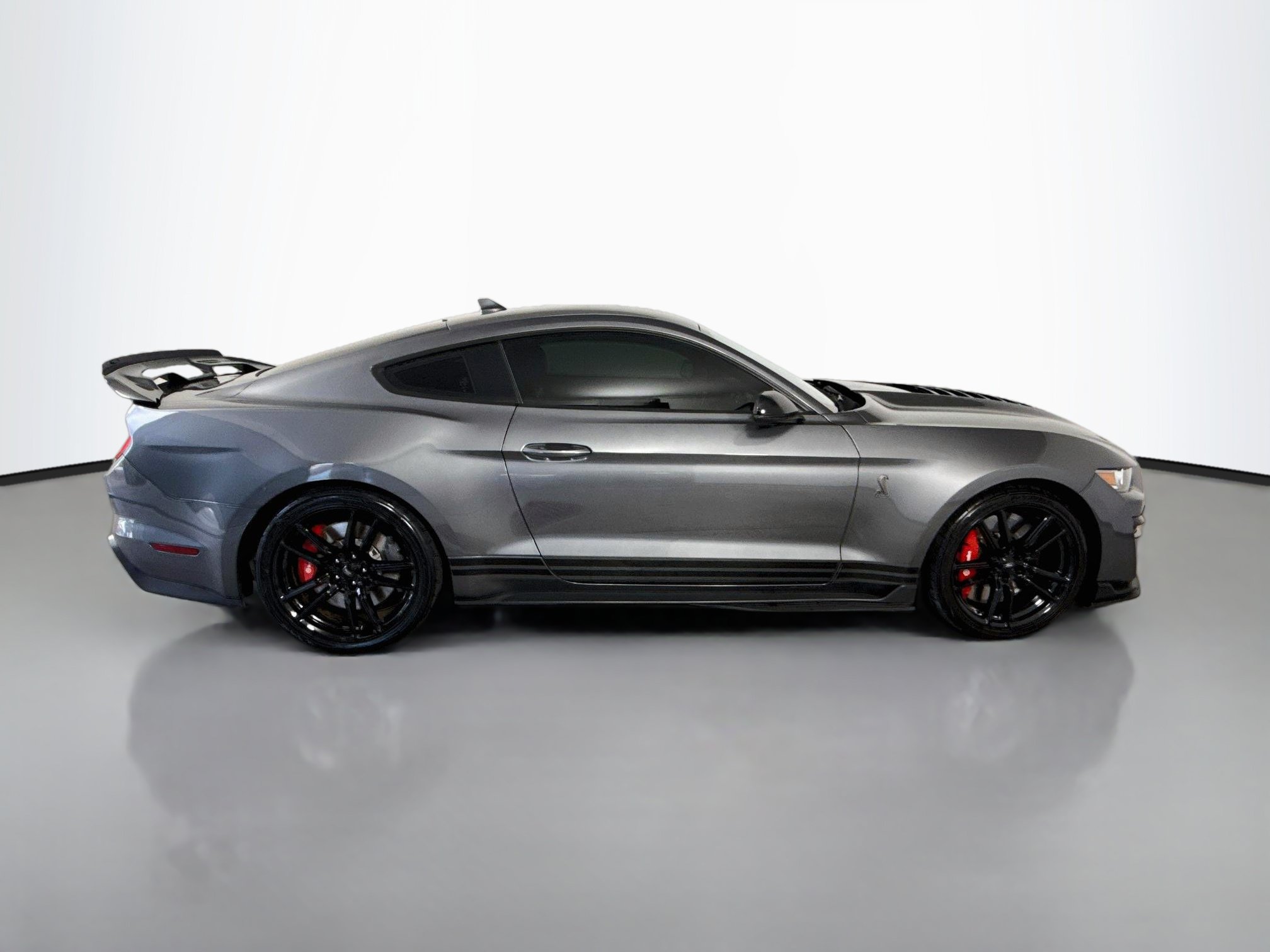 Certified 2021 Ford Mustang Shelby GT500 w/ Technology Package RWD image 12