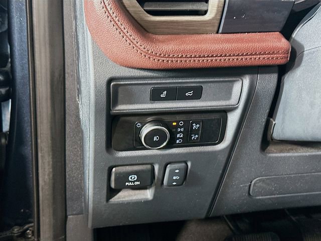 Certified 2024 Ford Expedition Limited image 19