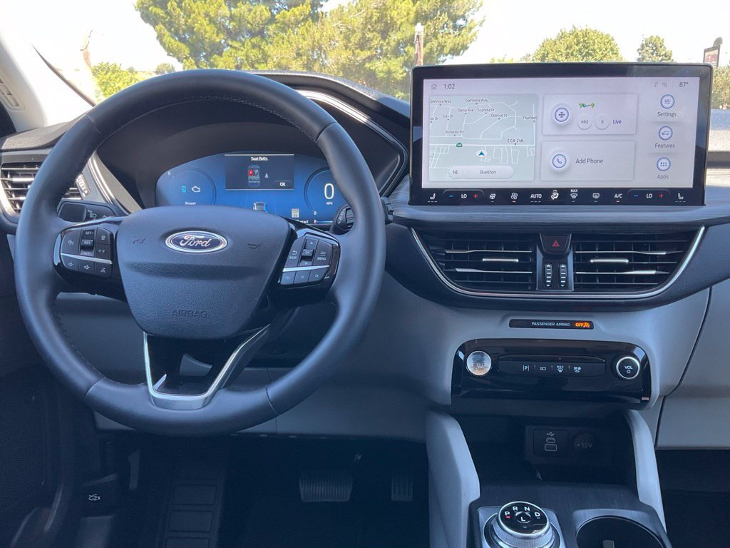 Certified 2024 Ford Escape SE w/ PHEV Premium Package FWD image 29