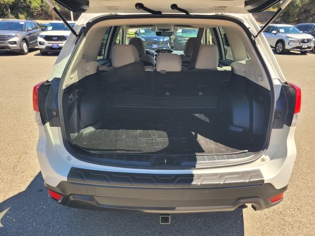 Used 2020 Subaru Forester Premium AWD/4WD image 8
