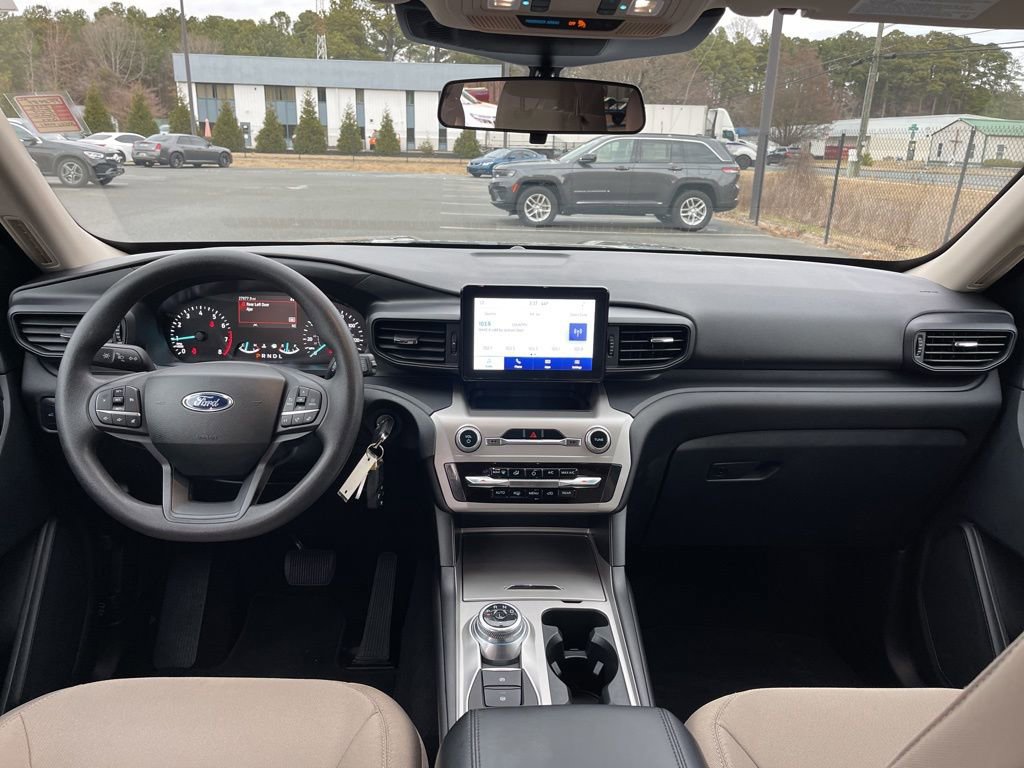 Certified 2022 Ford Explorer 4WD image 8