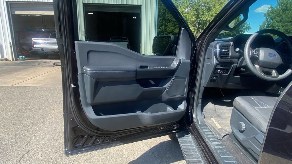 Certified 2025 Ford F150 STX w/ Equipment Group 200A AWD/4WD image 16