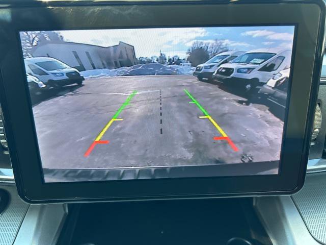 Certified 2022 Ford Explorer XLT w/ Equipment Group 202A image 32