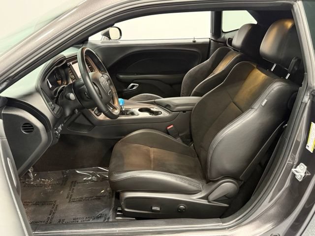 Used 2023 Dodge Challenger R/T RWD image 15