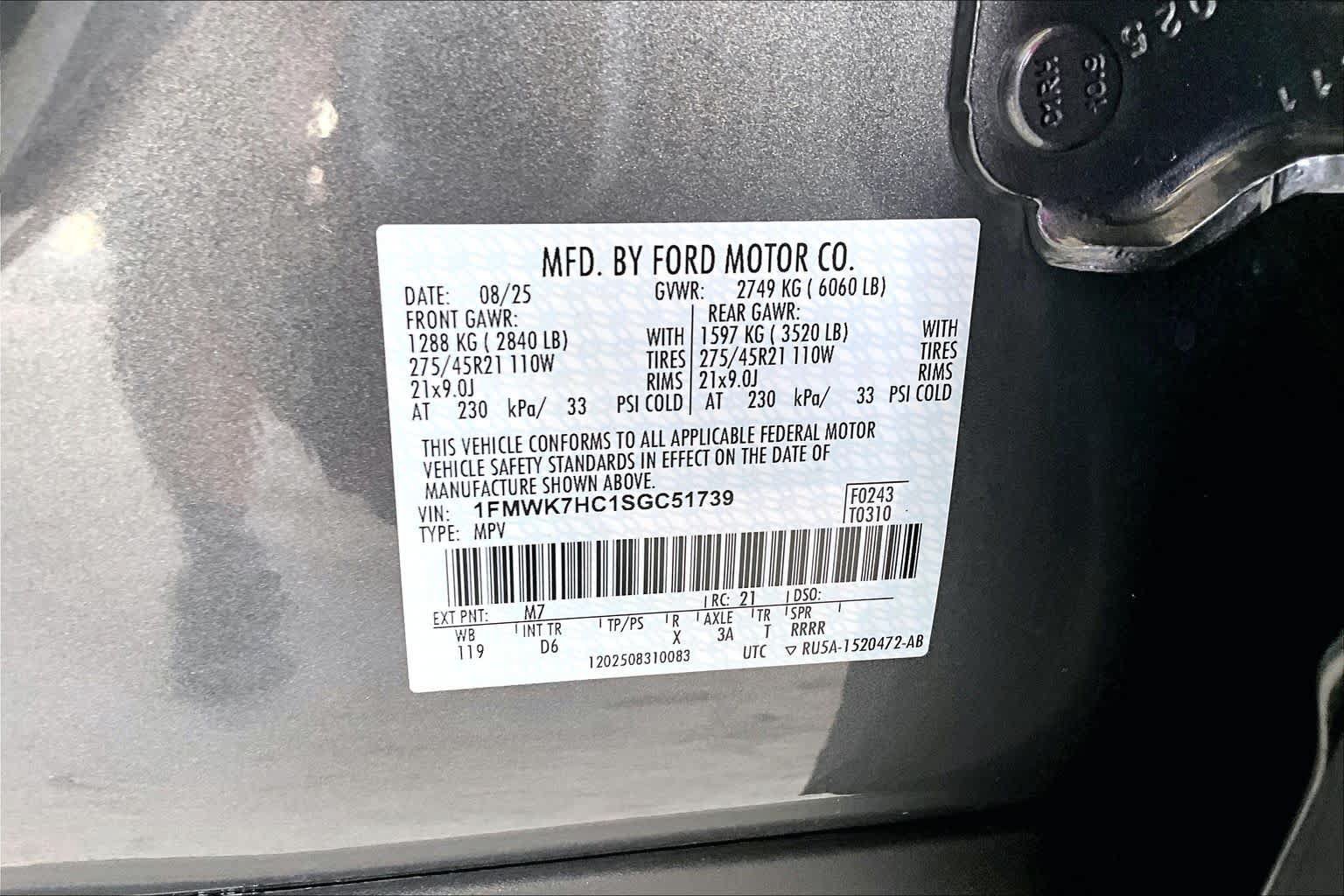 Certified 2025 Ford Explorer Platinum w/ Ultimate Package RWD image 32
