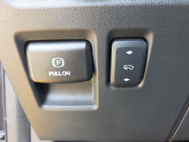 Certified 2024 Ford Expedition Max XLT RWD image 37