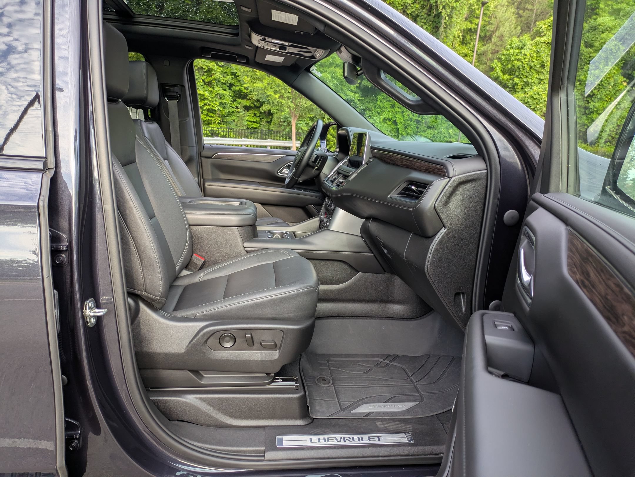 Used 2023 Chevrolet Tahoe Z71 AWD/4WD image 37