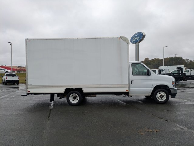 Certified 2024 Ford E-350 and Econoline 350 Super Duty w/ Power Windows & Locks Group image 6