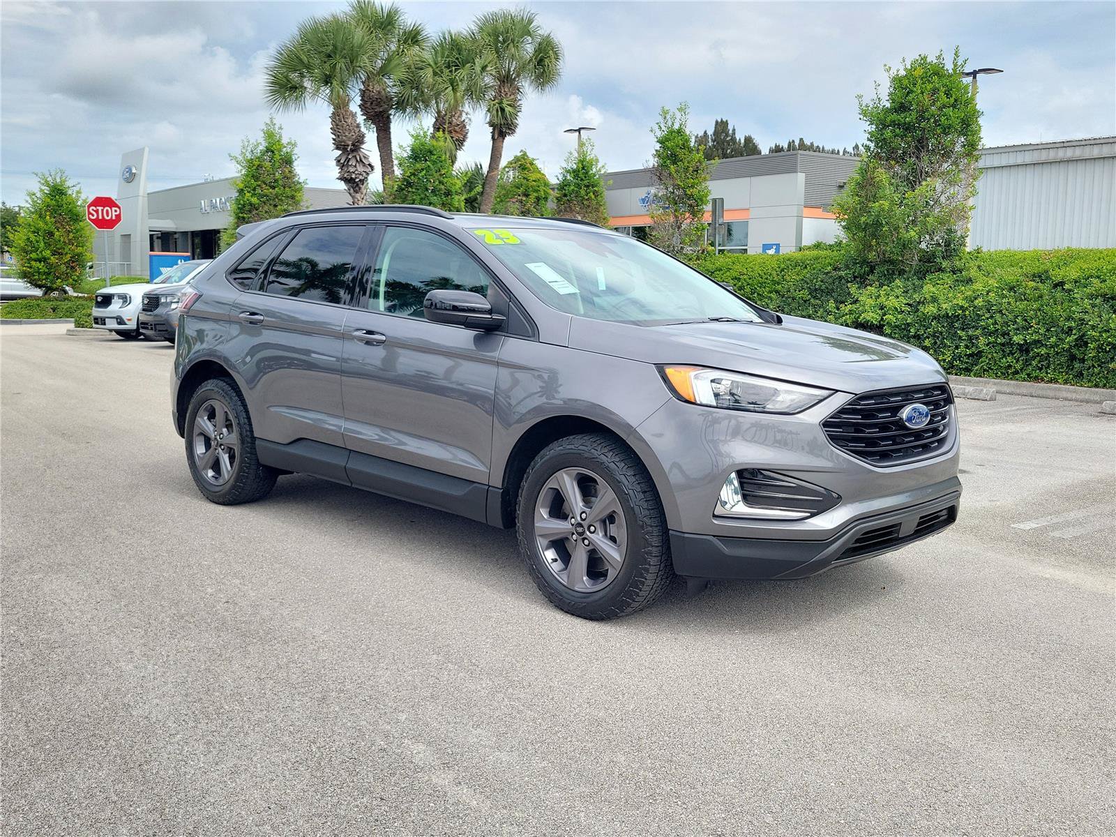 Certified 2023 Ford Edge SEL w/ Sport Appearance Package AWD/4WD image 31