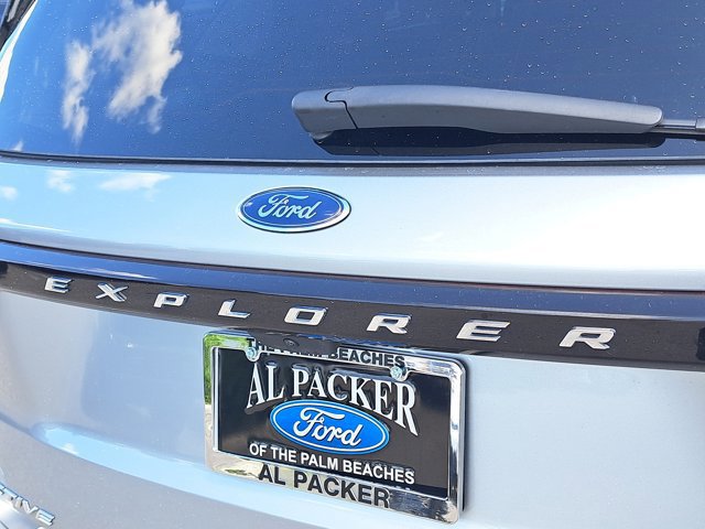Certified 2025 Ford Explorer Active image 10