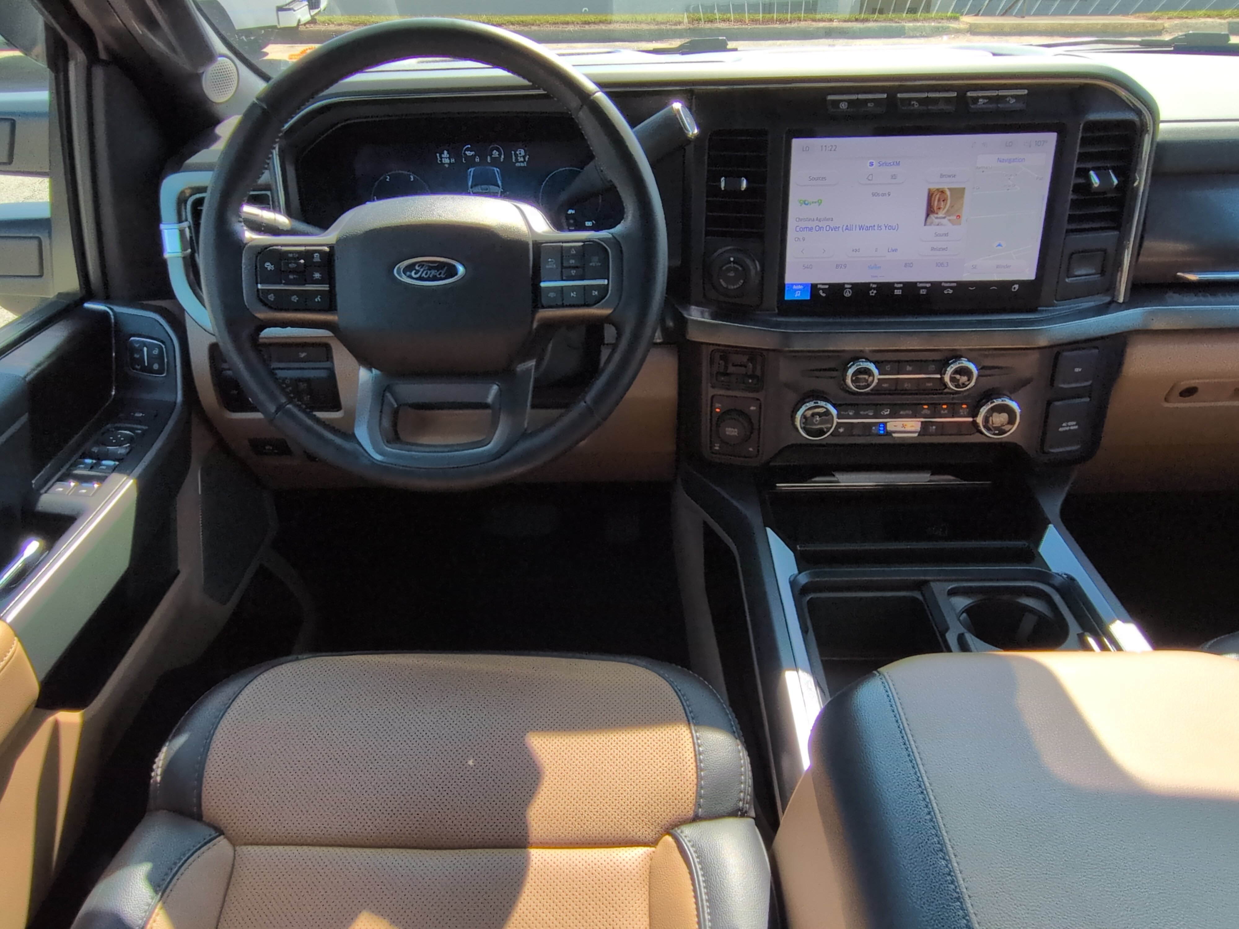 Certified 2024 Ford F350 Lariat w/ Lariat Ultimate Package AWD/4WD image 14