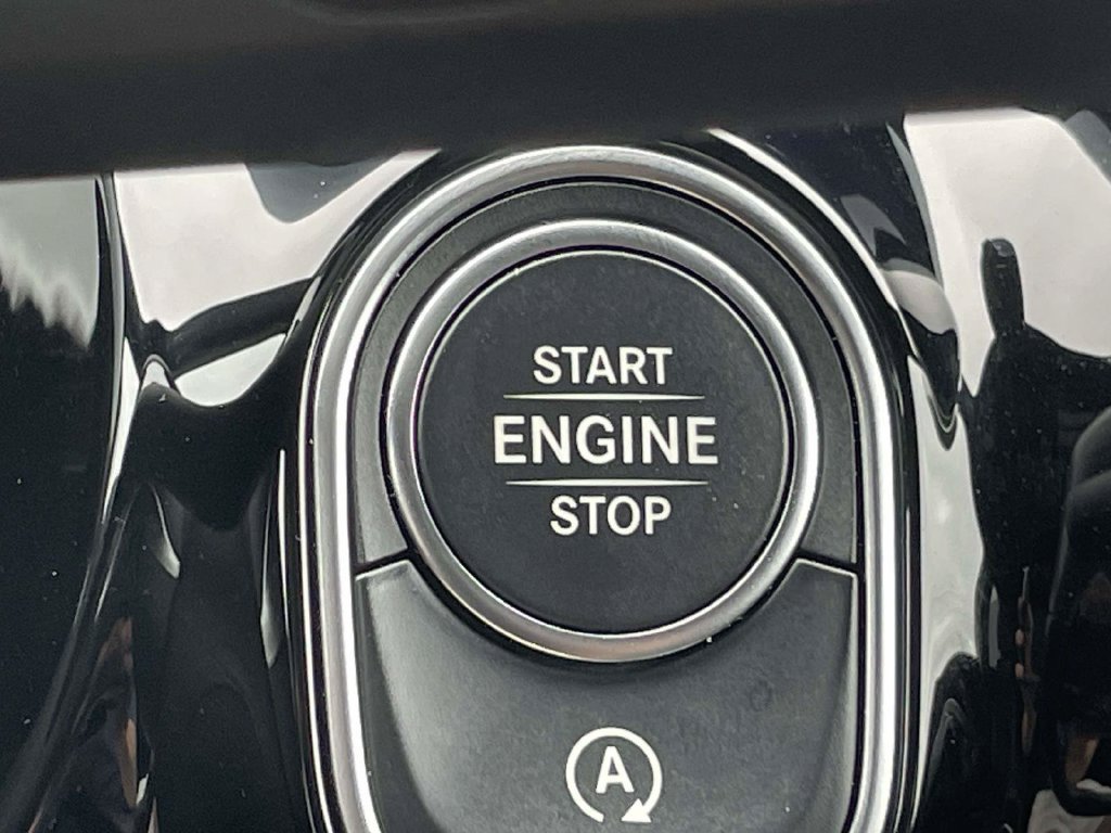 Used 2025 Mercedes-Benz GLA 250 image 24