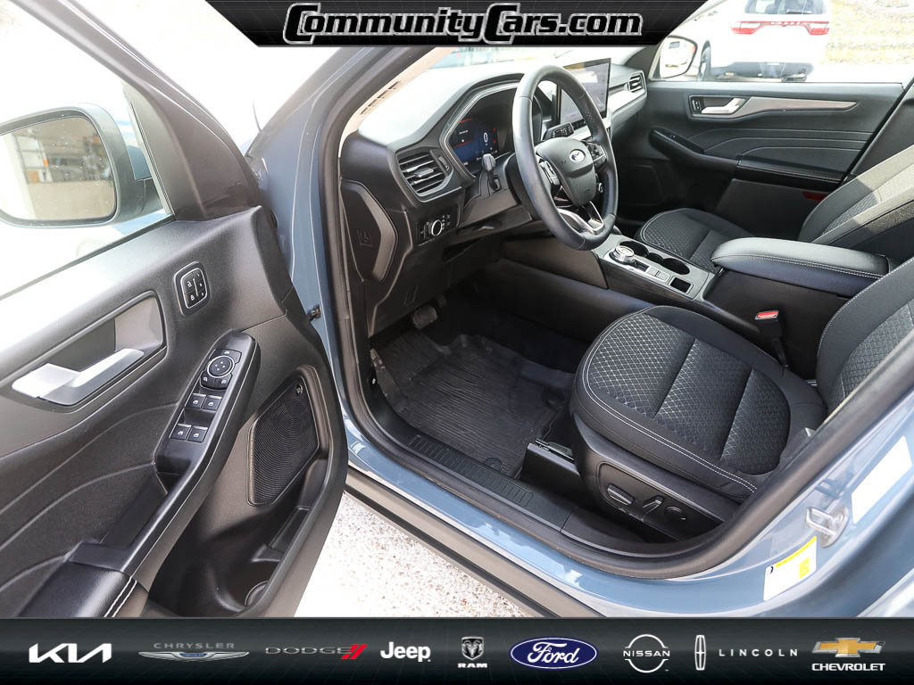 Certified 2023 Ford Escape Active w/ Tech Pack #2 image 10