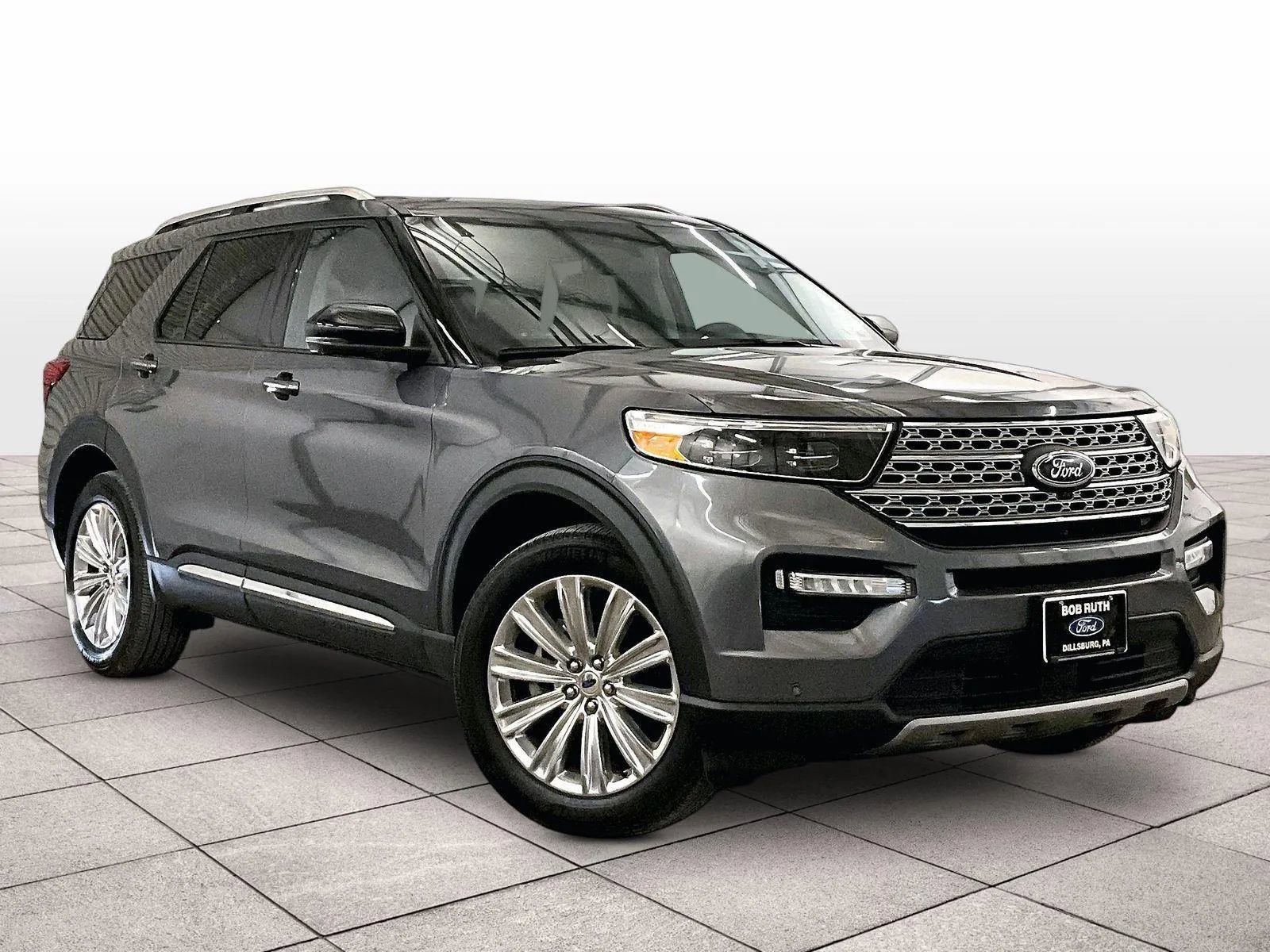 Certified 2021 Ford Explorer Limited w/ Equipment Group 301A AWD/4WD image 2