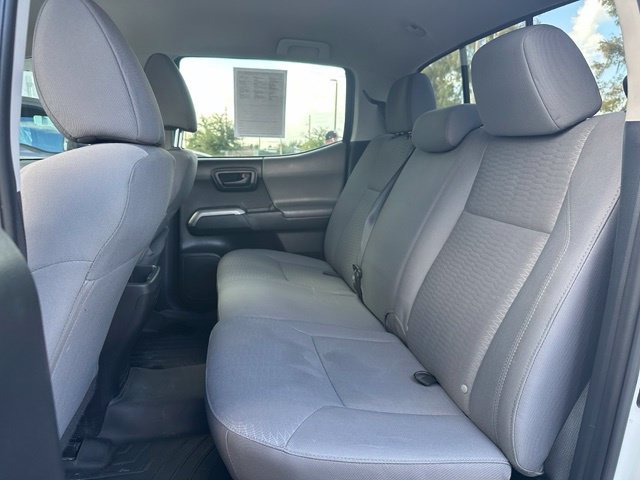 Used 2018 Toyota Tacoma SR5 RWD image 15