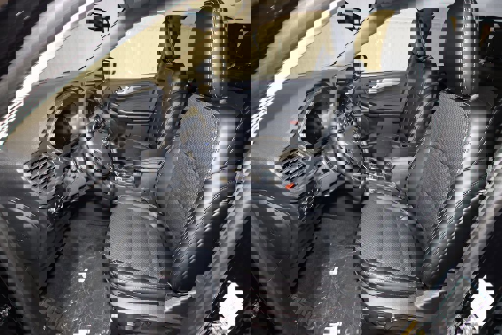 Certified 2024 Ford Escape SE image 52