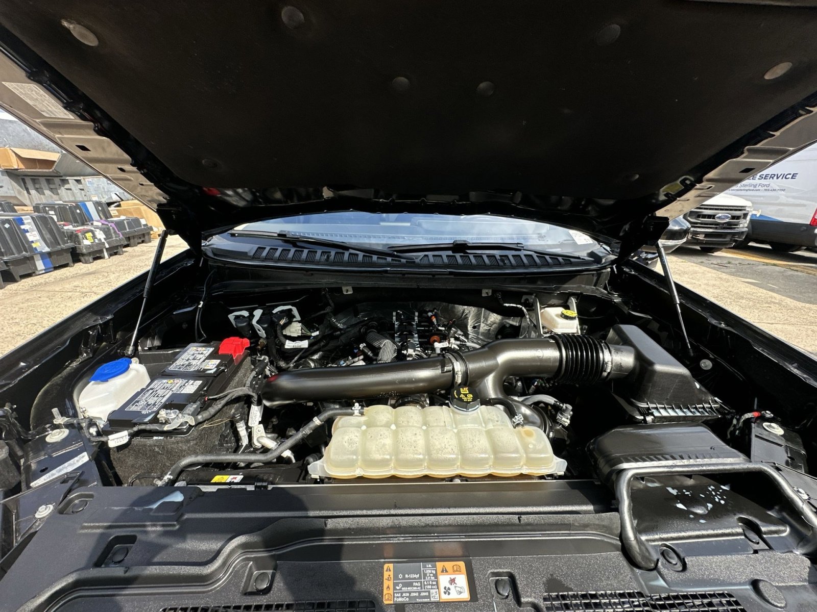 Certified 2025 Ford Expedition Active AWD/4WD image 36