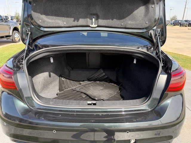 Used 2024 INFINITI Q50 Red Sport 400 w/ Black Opal Edition image 9