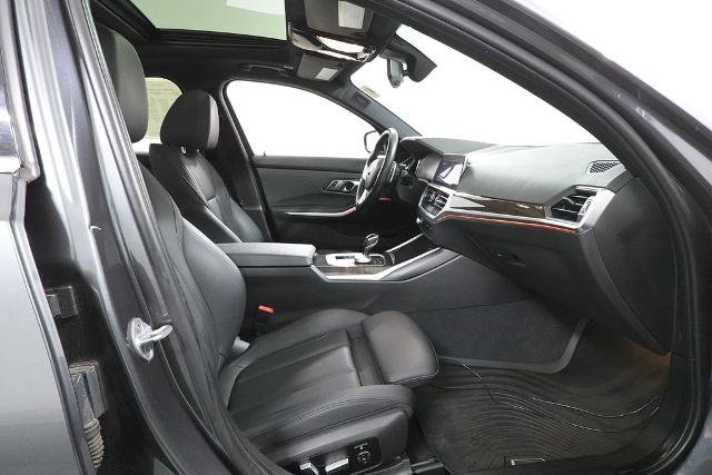 Used 2020 BMW 330i xDrive 330i xDrive w/ Premium Package image 32
