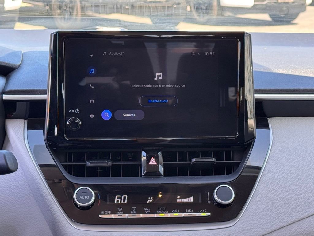 Used 2024 Toyota Corolla LE FWD image 25