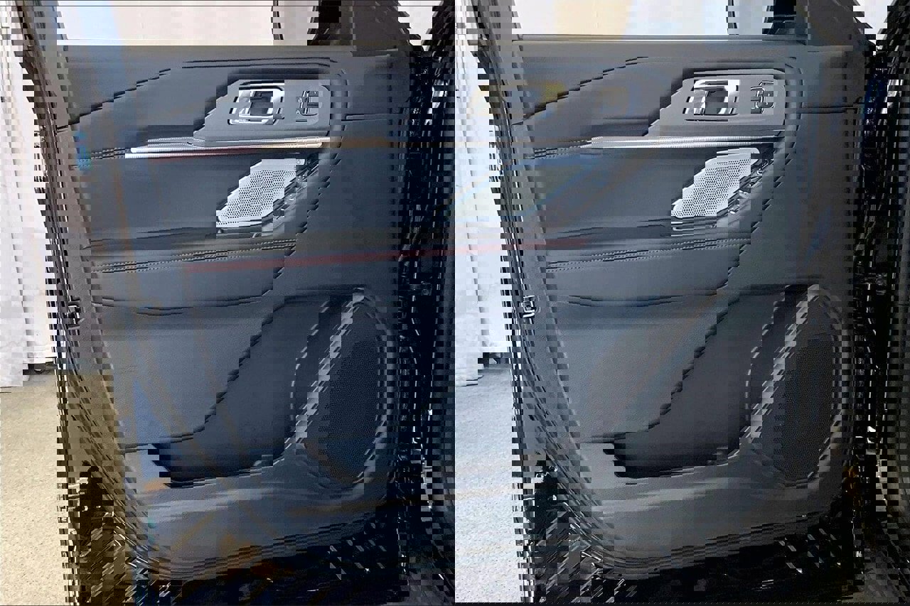 Certified 2025 Ford Explorer ST w/ Sun And Sound Package image 25