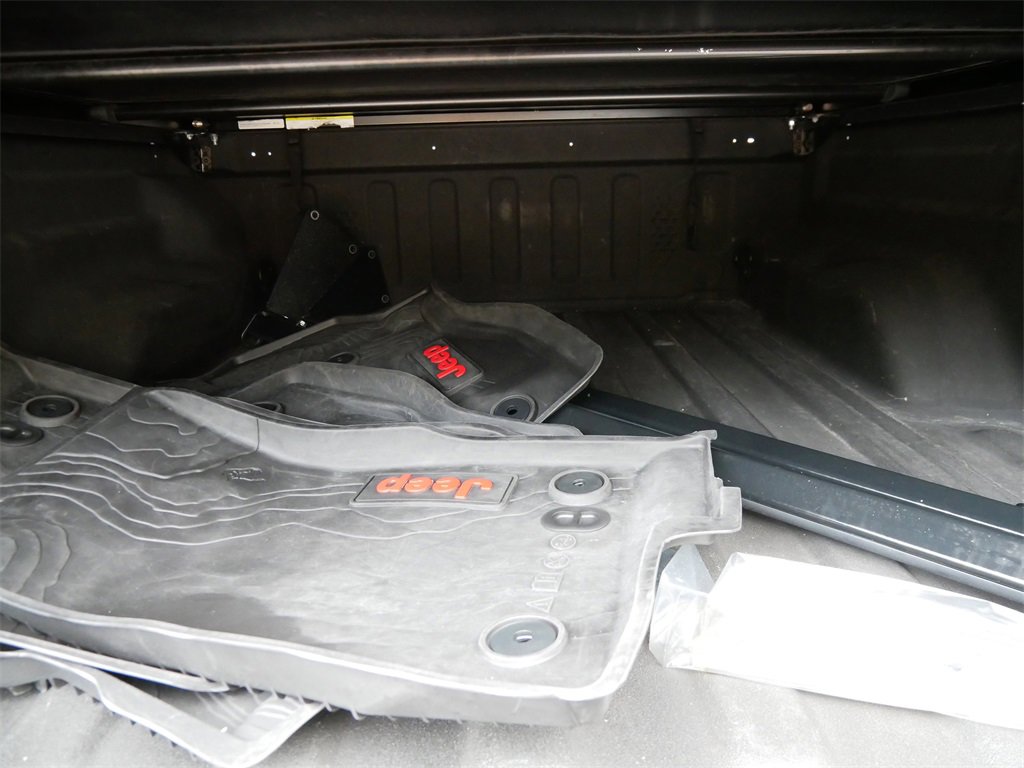 Used 2021 Jeep Gladiator Mojave image 10